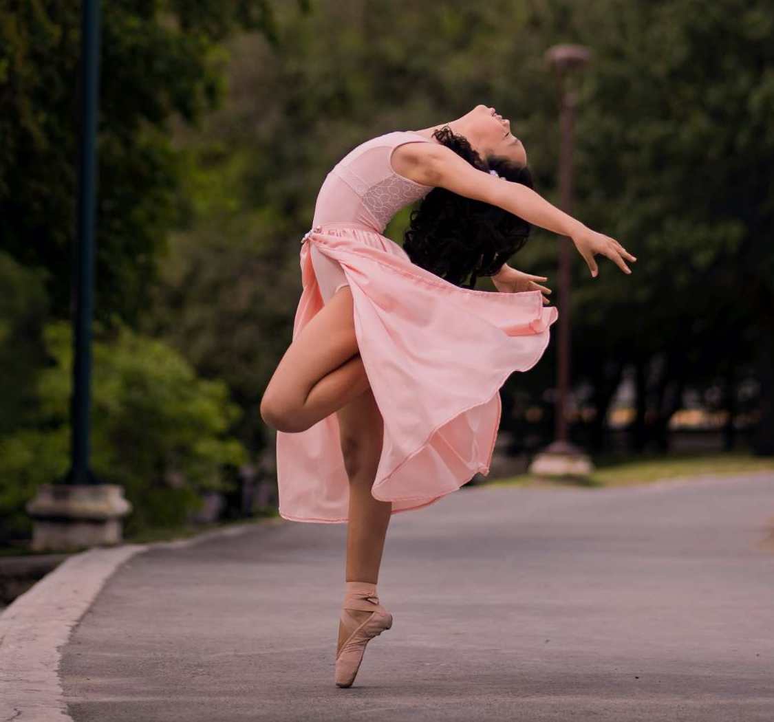 我们不是故事里的背景板，要做自己的主角。