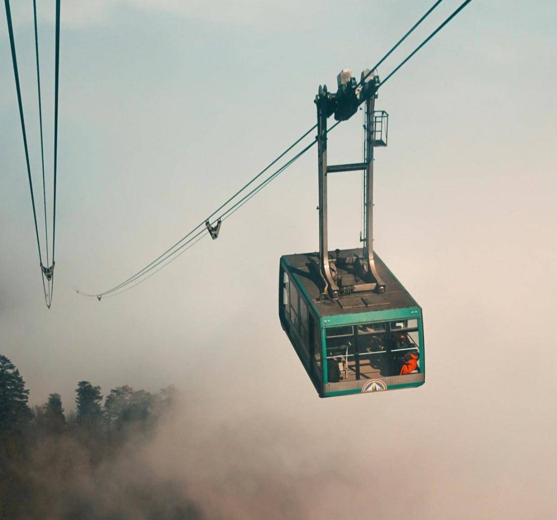 去做一个有血有肉的人，而不是东拼西凑地糅合起一些人格特质。